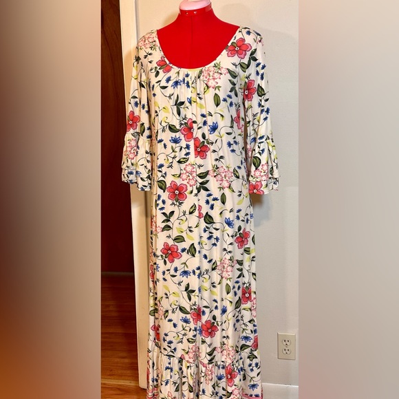 Gently Used Christy Dawn Rowe Dress, Cream Floral, Size Small - Picture 5 of 16